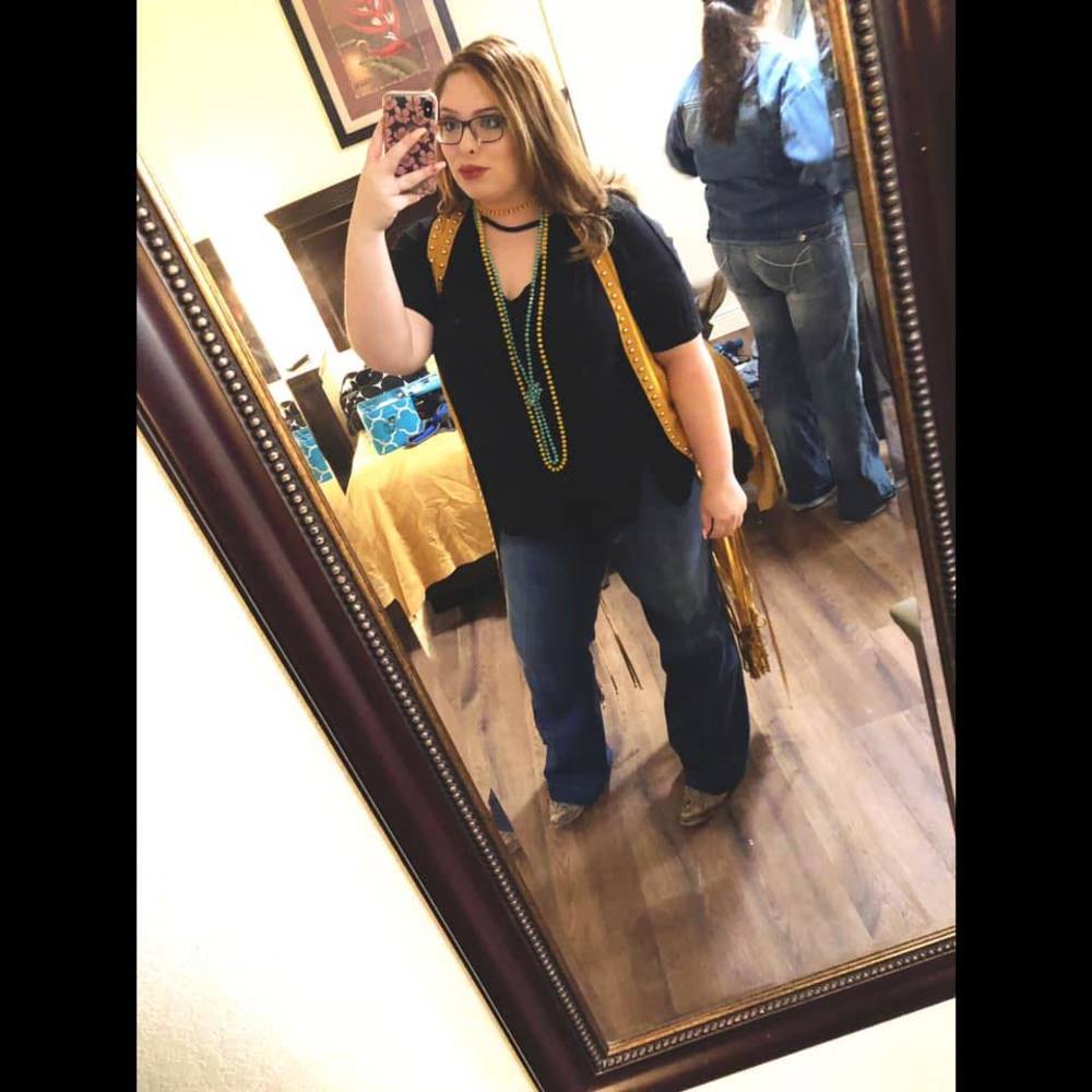 Meet your Posher, Arlayna